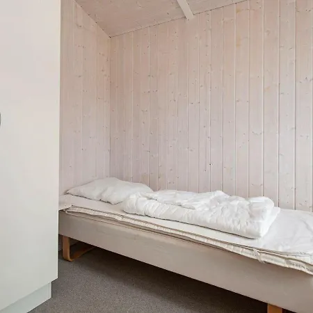 6 Person In Holiday home *