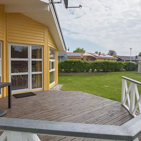 6 Person In * Grömitz