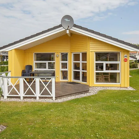 6 Person In Holiday home *